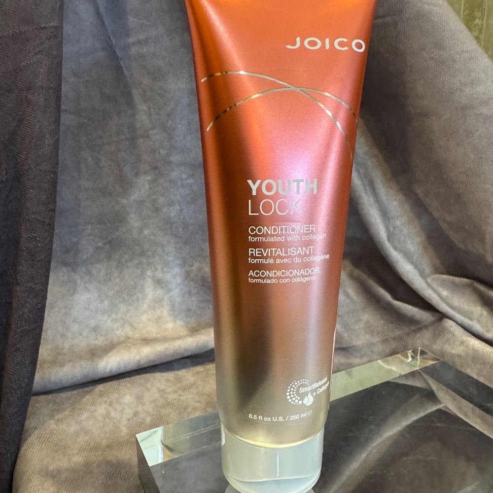 Joico Youth Lock Conditioner 8.5fl oz